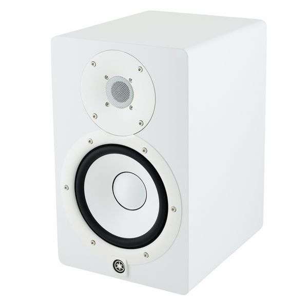 2× Yamaha HS7 Studio Monitors